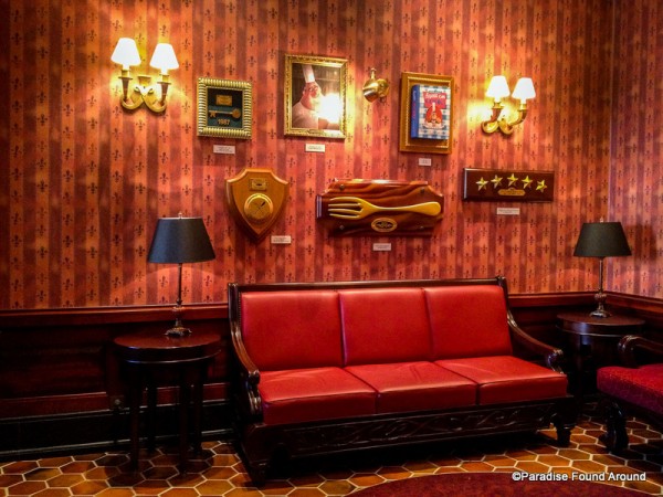 Chez Rémy Waiting Area