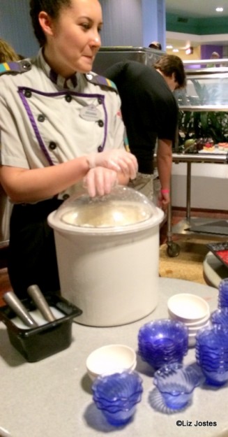 Ice Cream Sundae Station