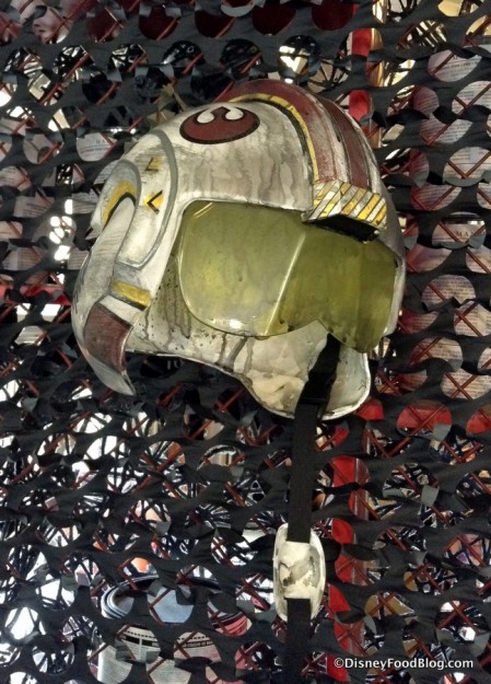 Rebel Hangar atmosphere