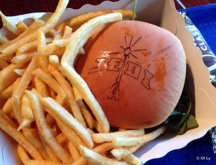 Jedi Burger -- I'm Pretty Sure the Force is Guaranteed to Be With You If You Eat This