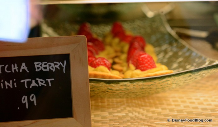 Matcha Berry Mini Tart