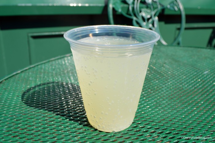 Crabbie's Cloudy Lemonade