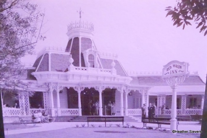 The Red Wagon Inn, aka Plaza Inn