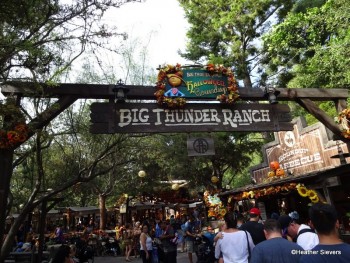 Big Thunder Ranch Halloween TIme