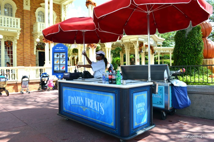 Main Street USA Ice Cream Cart