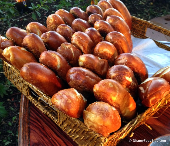 Pretzel Rolls