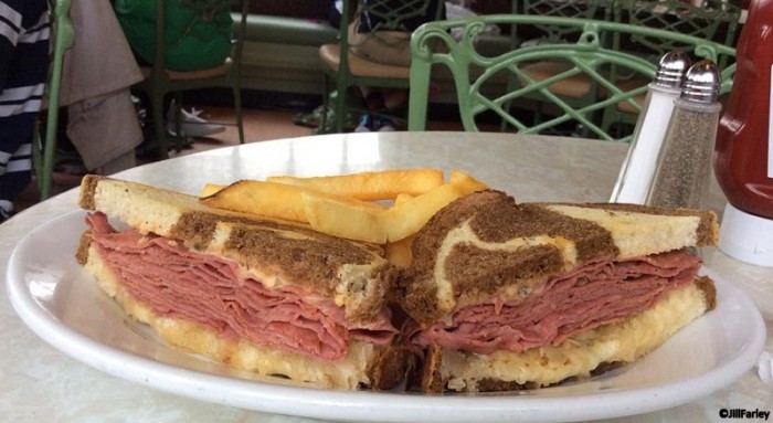 reuben_plazarestaurant-001