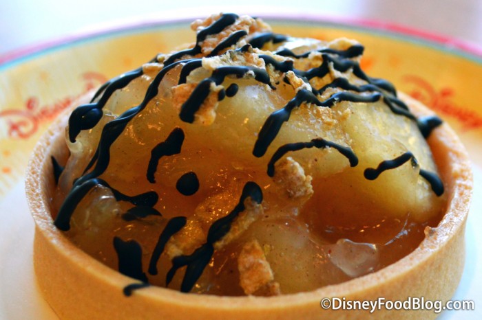 Close Up of the Mini Apple Tart