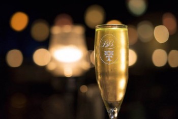 BlueBayouGlass6789436-613x409