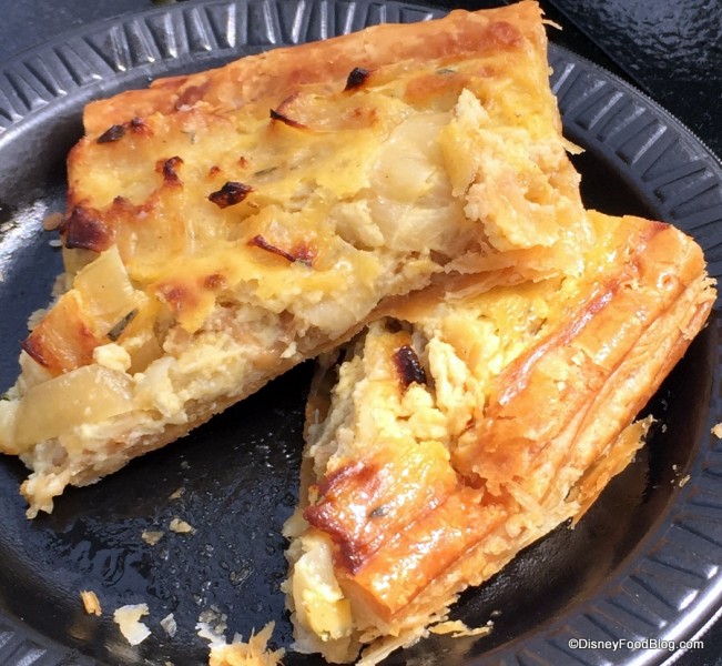 Tarte à l’Onion Alsacienne Cross-Section