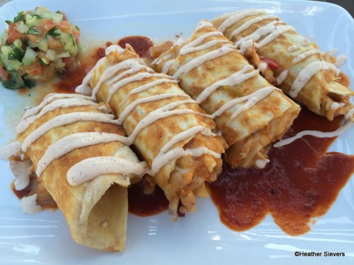 Fajita Quesadilla Rolls