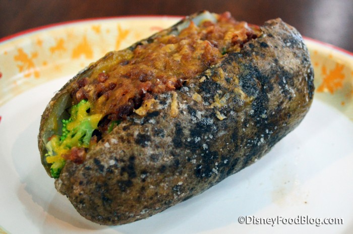 Broccoli, Cheddar & Bacon Baked Potato