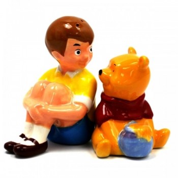 Christopher-Robin-Pooh-Salt-Pepper-Shakers-500x500
