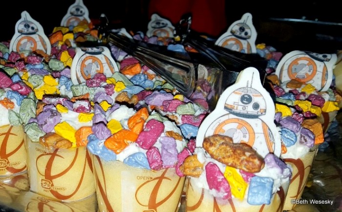 BB-8 Lemon cake with Vanilla Buttercream