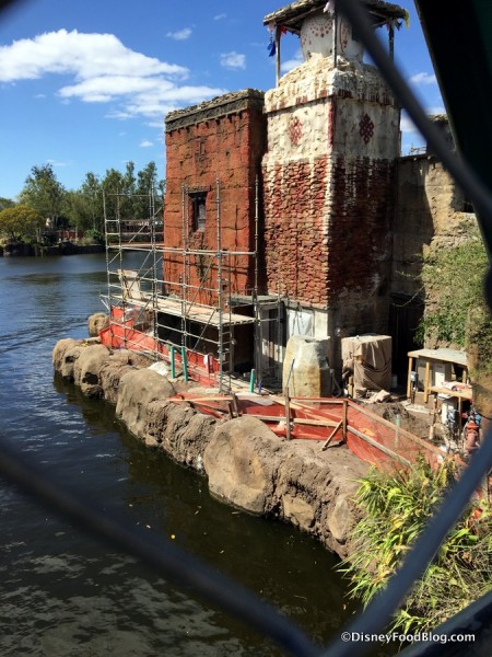 Final weeks of Rivers of Light construction