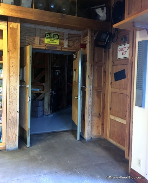 Doors to Sci-Fi Dine-In