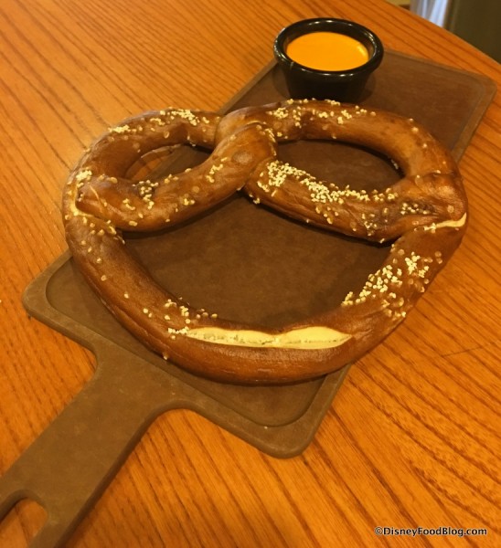 Warm Pretzel with Cheese Sauce
