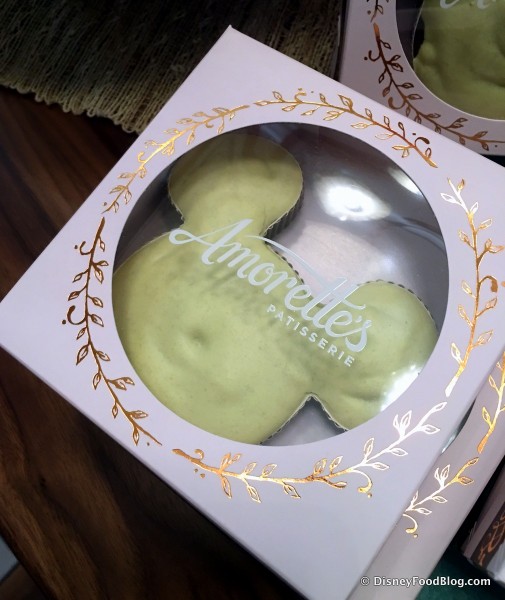 Mickey Financiers -- Up Close in the Box