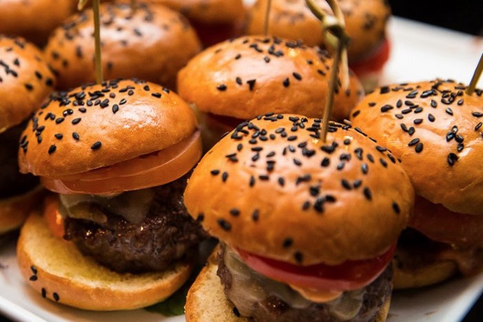Lil BRGs @eatSTK Twitter account