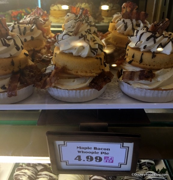 Maple Bacon Whoopie Pies