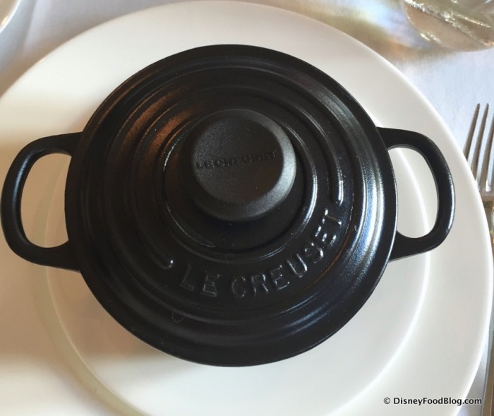 Le Creuset Individual Server