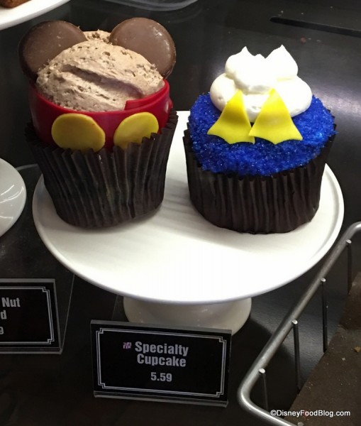 Mickey Mouse and Donald Duck Cupcakes
