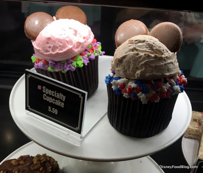 Minnie and Mickey Cupcakes
