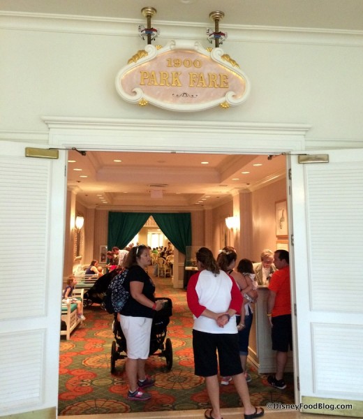 1900 Park Fare entrance