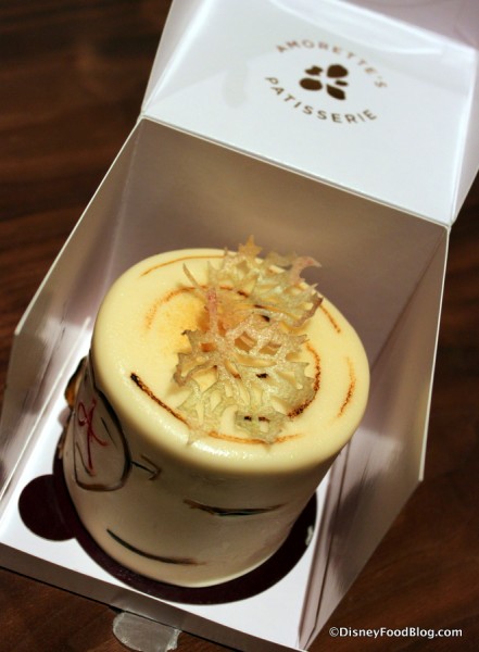 Petit Apple Cake -- In the Box