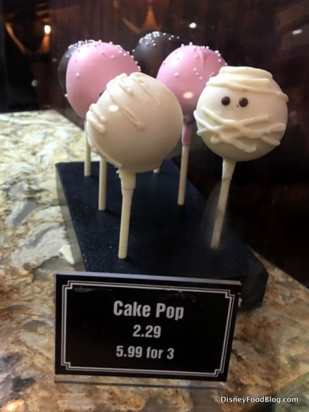 Mummy Cake Pop