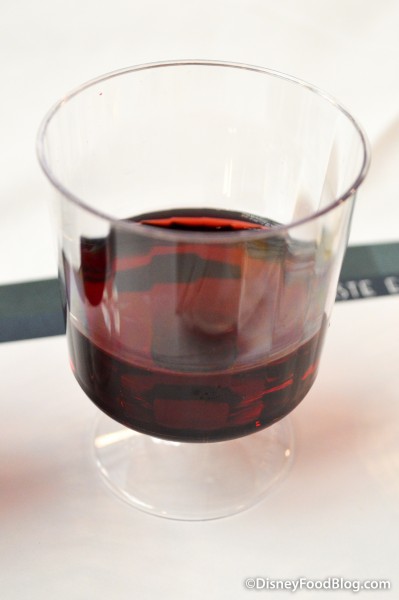 Non Vintage Willamette Valley Pinor Noir