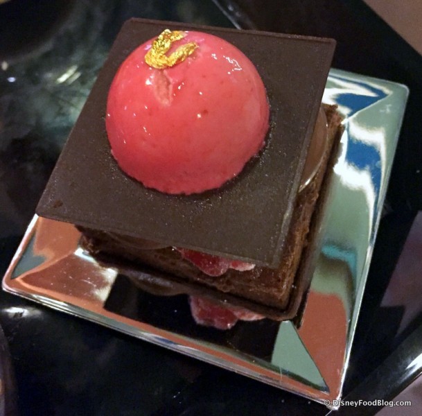 Raspberry Chocolate Fondant Cake