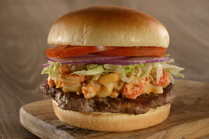 Crawfish Mac and Cheese Burger ©Disney