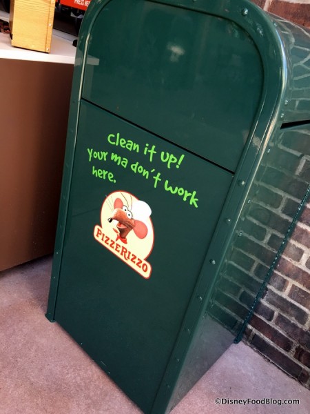 Trash Can at PizzeRizzo's