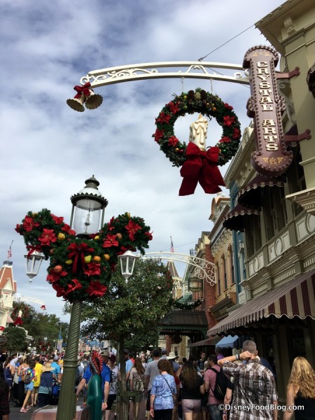 Magic Kingdom Holiday Decor