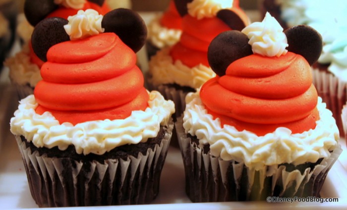 Santa Mickey Cupcakes