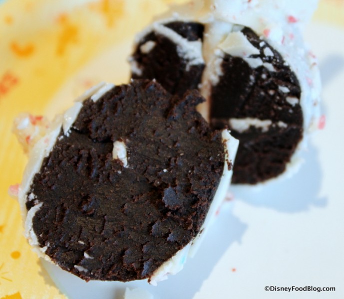 Mickey Cake Pop -- Inside