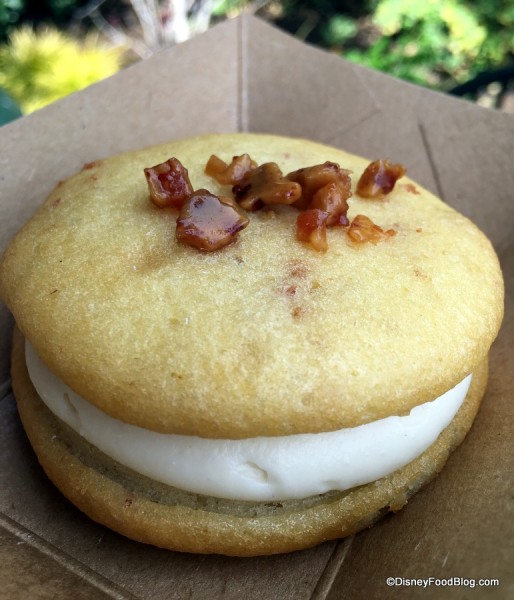 Maple-bacon Whoopie Pie