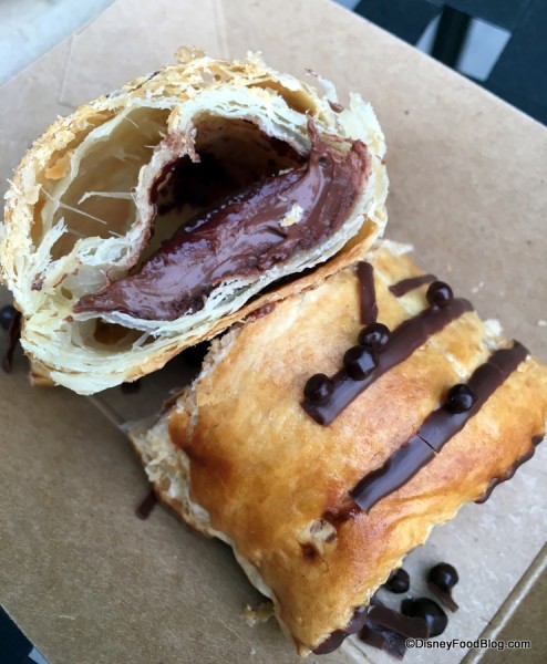 Chocolate-hazelnut and raspberry Feuillete tart