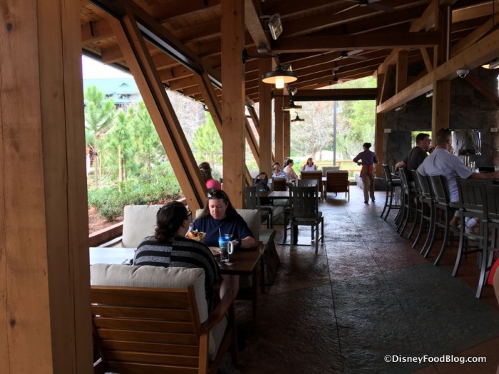Wilderness Lodge Geyser Point Bar and Grill 5