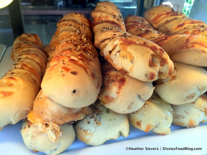 Maurice's Treats Cheddar Garlic Bagel Twist