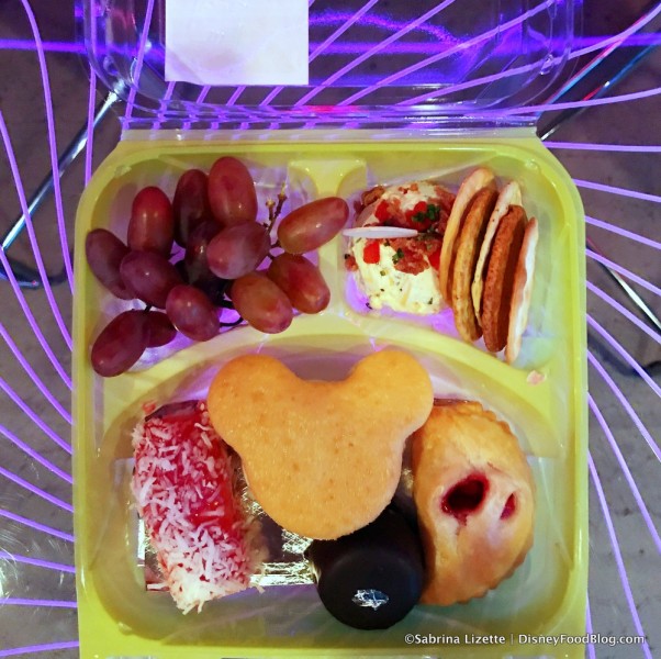 Tomorrowland Skyline Lounge Experience Snacks