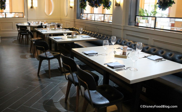 Ale & Compass Restaurant Perimeter Area Seating