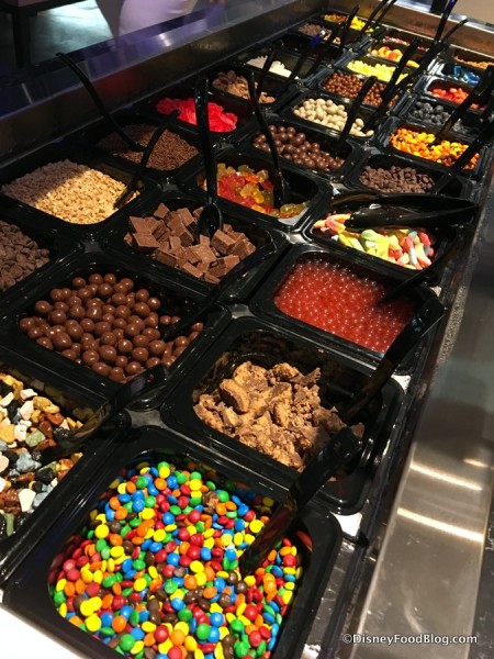Frozen Yogurt Toppings