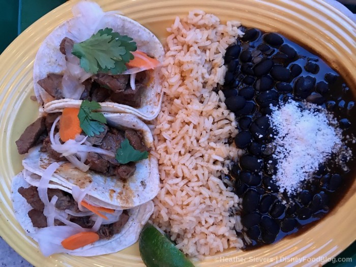 Tacos de Estilo Callajero
