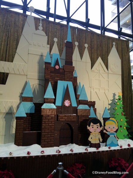 2017 Contemporary Resort Gingerbread Display