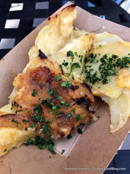 Baked Cheesy Scalloped Potatoes