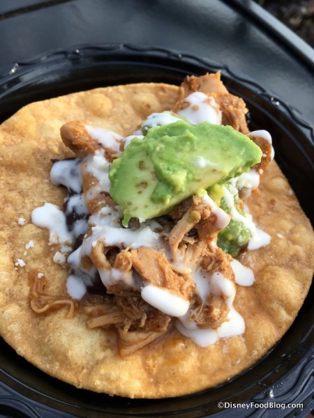 Tostada de Tinga