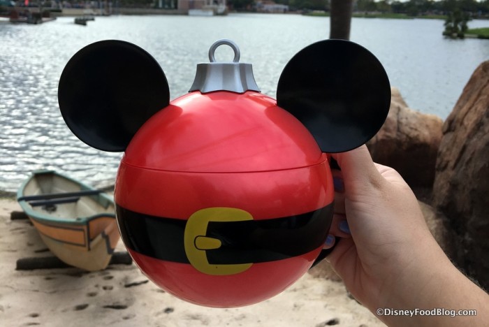 Mickey Ornament Stein