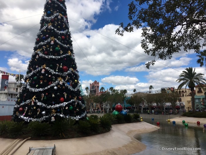 Echo Lake Christmas Tree
